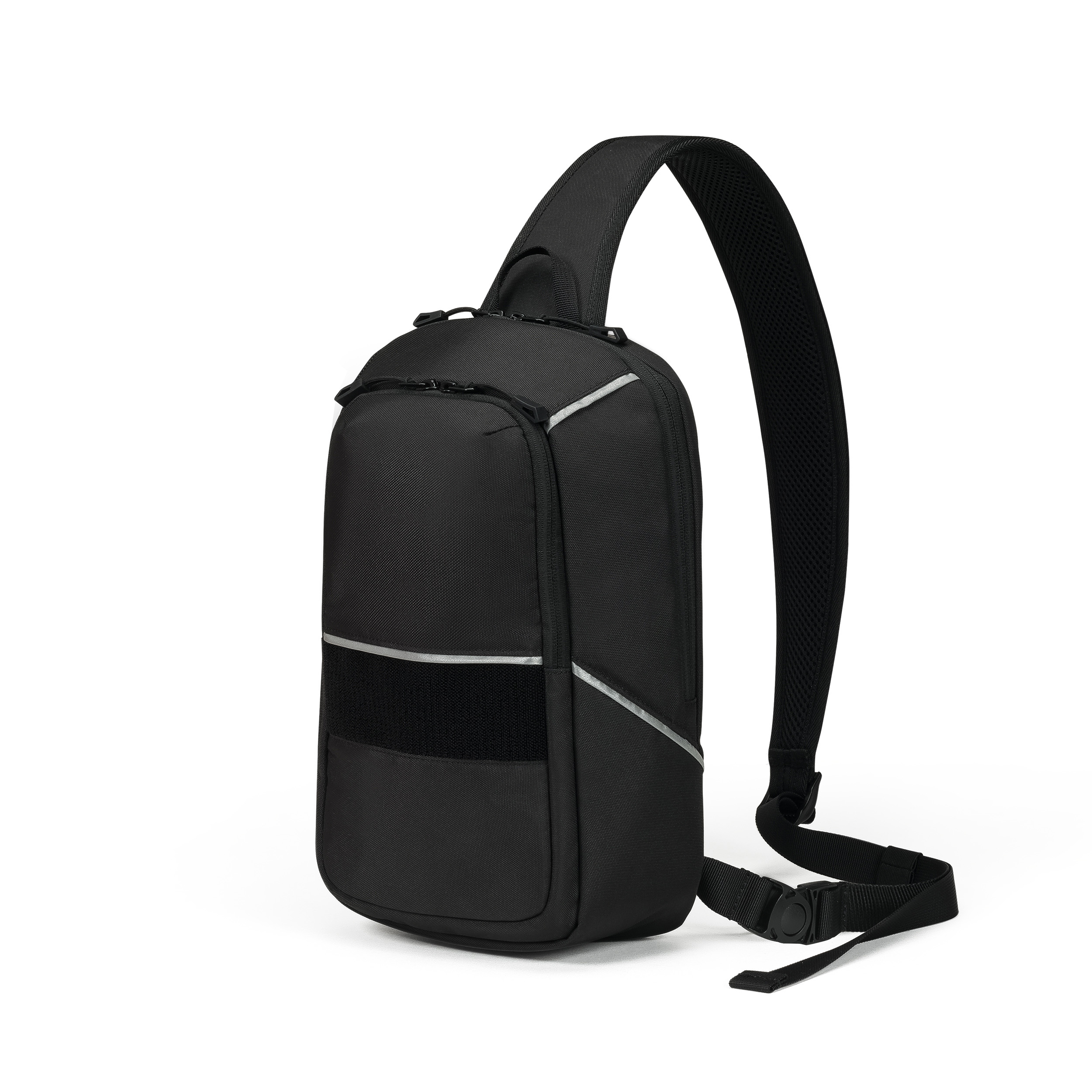 photo DICOTA Sling Bag REFLECTIVE P20471-15 Black