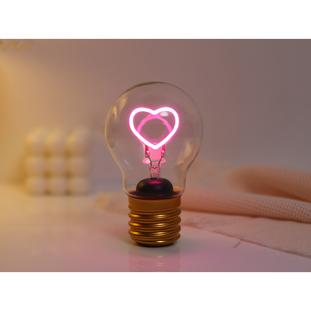 photo I-TOTAL Lampe de table XL2877 Heart