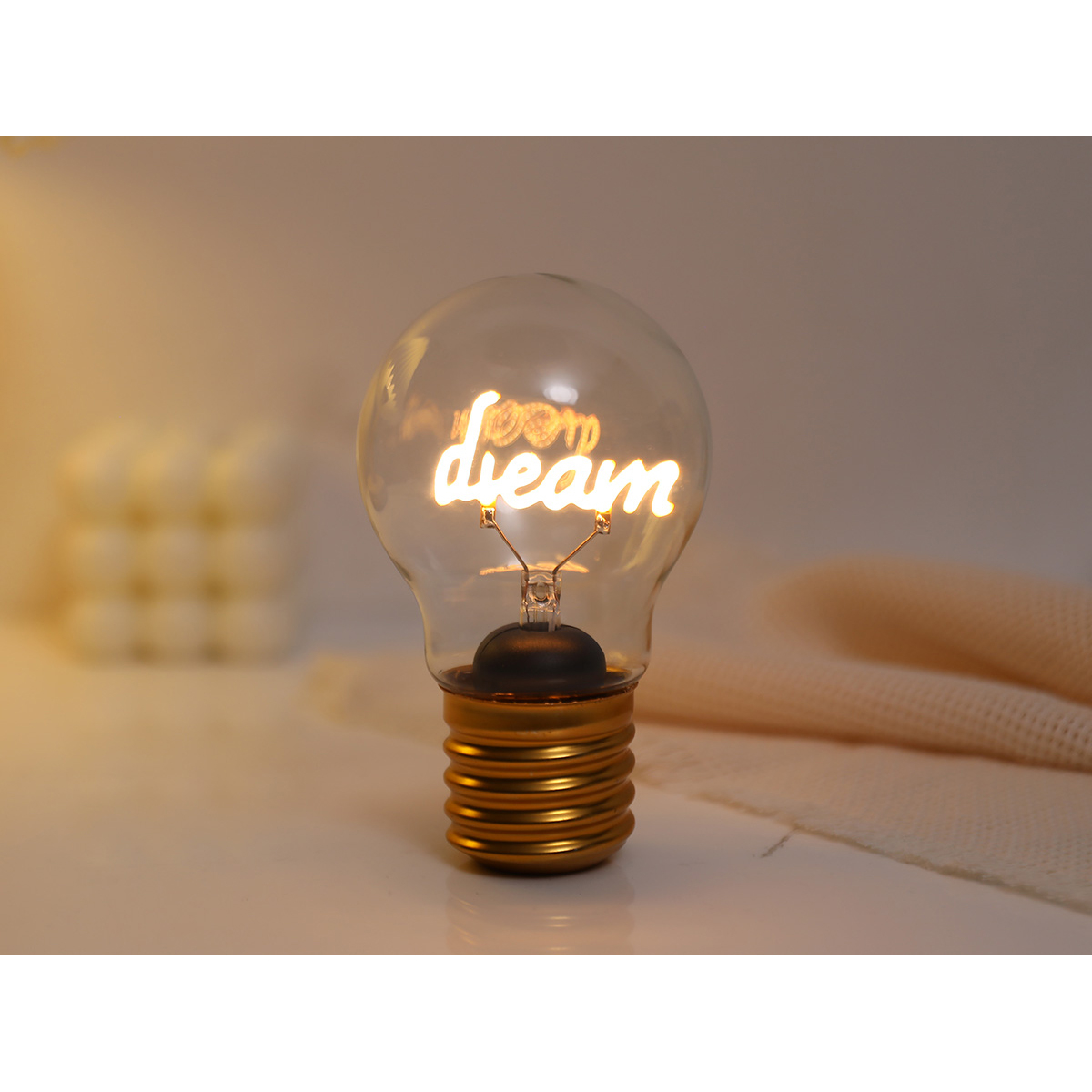 photo I-TOTAL Lampe de table XL2882 Dream