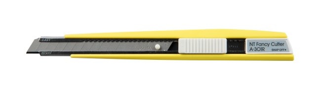 NT Cutter A-301RP avec auto-lock, jaune pastel
